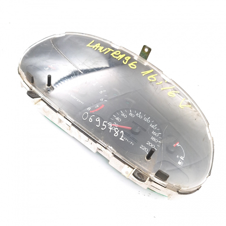 Ceas Bord / Instrument De Bord Hyundai Lantra Mk 2 (J-2) 1995-2000 1.6 I G4Gr Benzina Europa - Afisaj In Km Benzina 78804070, 78812550, 7880-4070