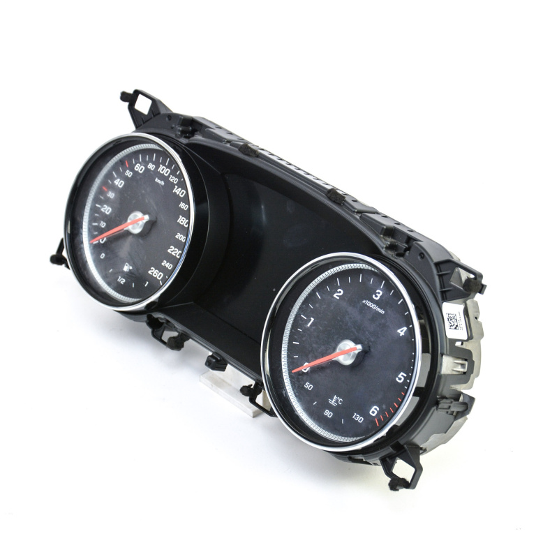 Ceas Bord / Instrument De Bord Mercedes-Benz E-Class (W213) (Us) 2016 > E 220 D (213.004) Om 654.920 Motorina Europa - Afisaj In Km Motorina A2139000209, A2139015905, A2139043000, A2139027603, A2139027803, A2139028003, A2139028203, A2139020405, A2139