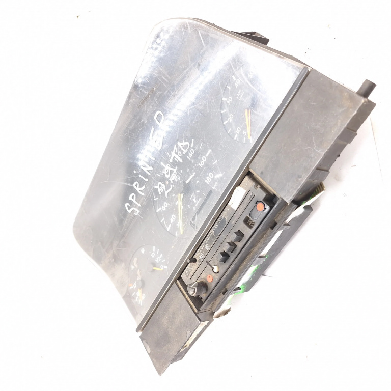 Ceas Bord / Instrument De Bord Mercedes-Benz Sprinter (W903) 1998-2005 312 D 2.9 Motorina Europa - Afisaj In Km Motorina