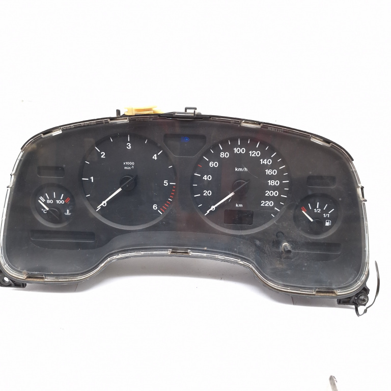 Ceas Bord / Instrument De Bord Opel Astra G 1998-2009 2.0 Dti 16V X 20 Dth Motorina Europa - Afisaj In Km Motorina 88311318, 09228750, 110080067002, 87001342 Vdo