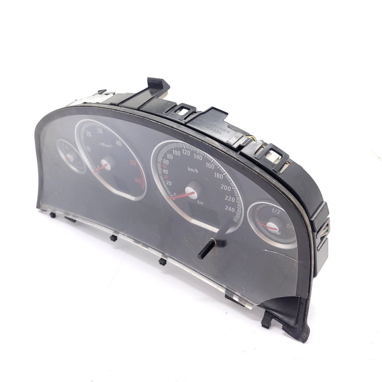 Ceas Bord / Instrument De Bord Opel Vectra C 2002-2008 1.9 Cdti Motorina Anglia - Afisaj Mile Si Km Motorina 110080166038, 110.080.166 038, 13193088Pf, 11468224, 114682 24
