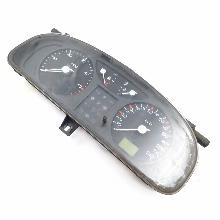 Ceas Bord / Instrument De Bord Renault Laguna 2 2001-2007 1.9 Dci F9Q 754 Motorina Europa - Afisaj In Km Motorina 8200328436, 501018550081, 50101 855 0081