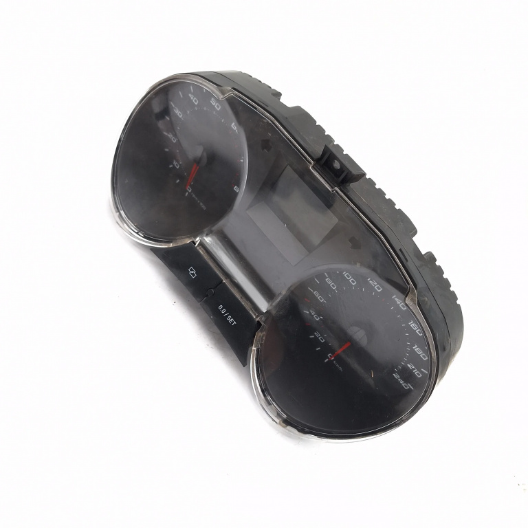 Ceas Bord / Instrument De Bord Seat Ibiza 5 (6J) 2008-2017 1.2 Cgpa Benzina Europa - Afisaj In Km Benzina A2C53332250, 6J0920801, A2C53349029, 6J0920 801, V03-04119.10.0920701083, V0304119100920701083, 21633449/3040469, 216334493040469, 040489 Vdo
