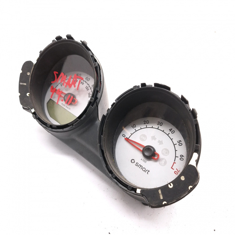 Ceas Bord / Instrument De Bord Smart Forfour (454) 2004-2006 Anglia - Afisaj Mile Si Km Benzina A4545403211, 1041998, 1041552, Pmn901971, T102796002, T279600046523, De10014 Borg