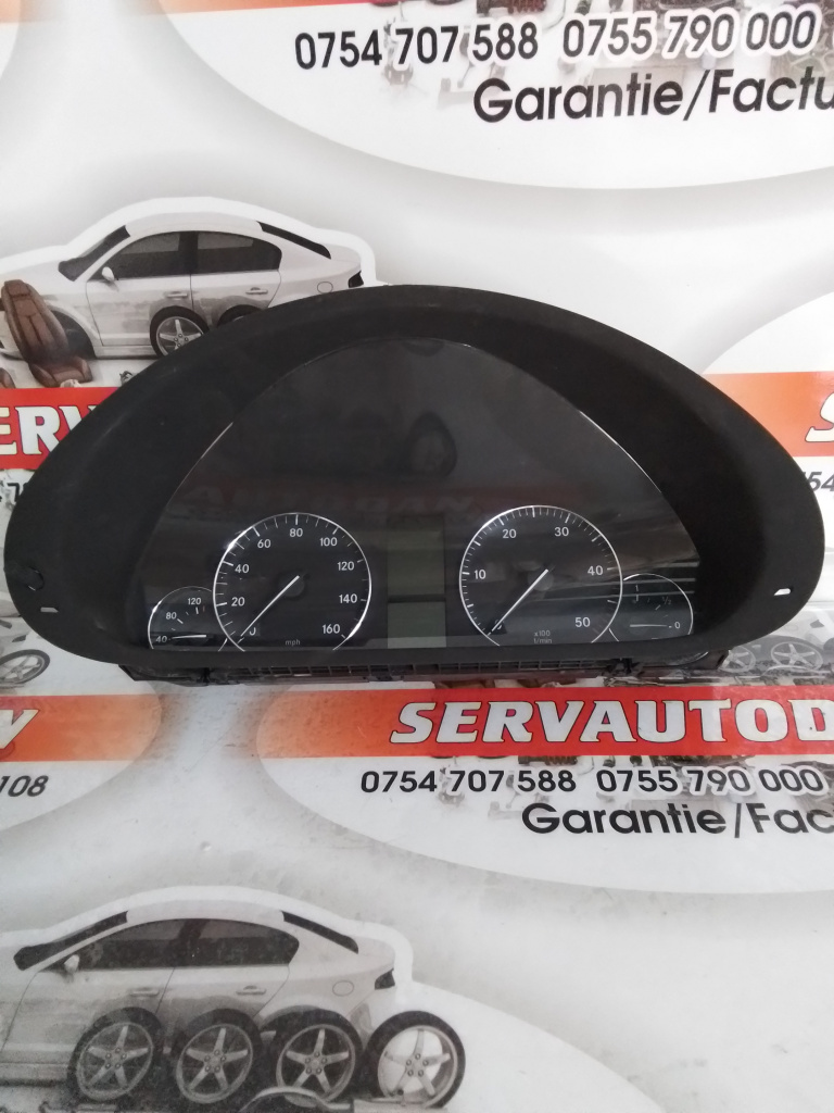 Ceas bord Mercedes-Benz C-Class (2001-2007) [W203] 2.2 Motorina 2003, A2035405047 / Volan dreapta