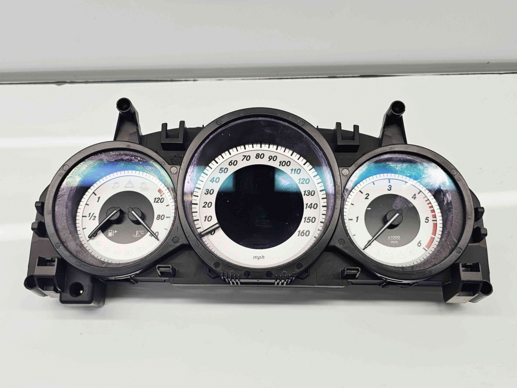 Ceas bord Mercedes Clasa C Coupe (C204) Facelift AMG [Fabr 2011-2015] A2049004909