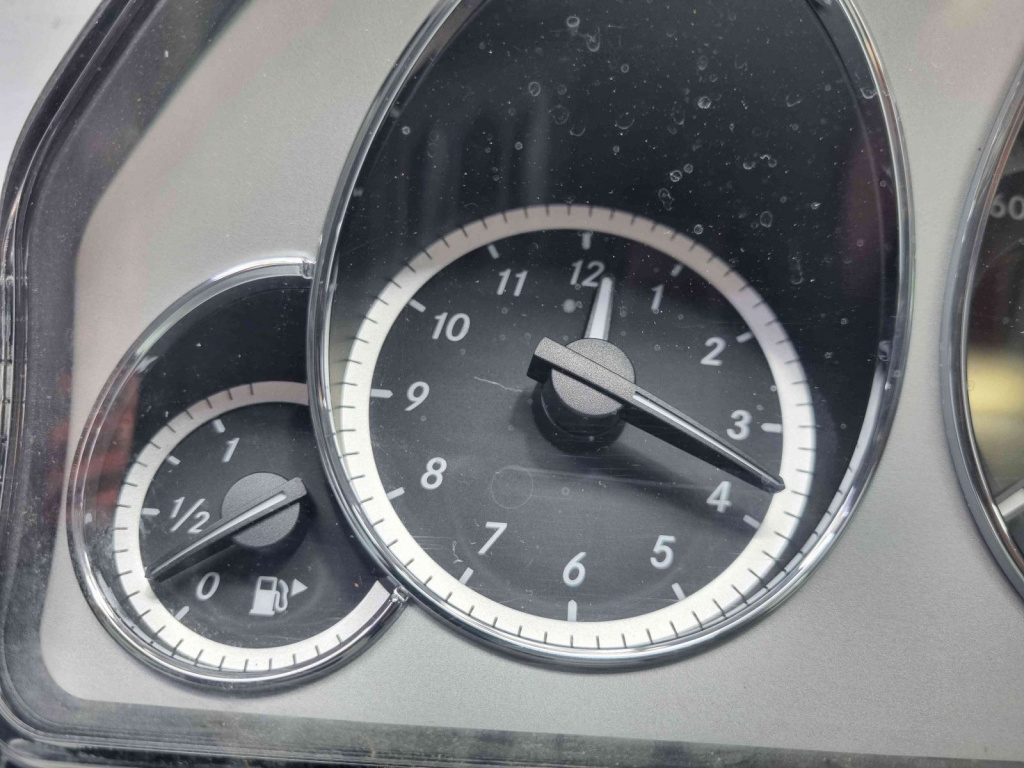 Ceas bord Mercedes Clasa E (W212) [Fabr 2009-2016] A2129001508