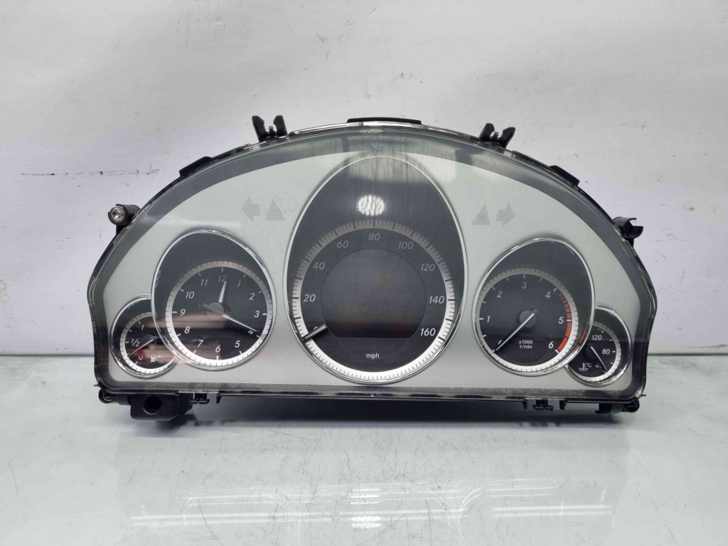 Ceas bord Mercedes Clasa E (W212) [Fabr 2009-2016] A2129001508