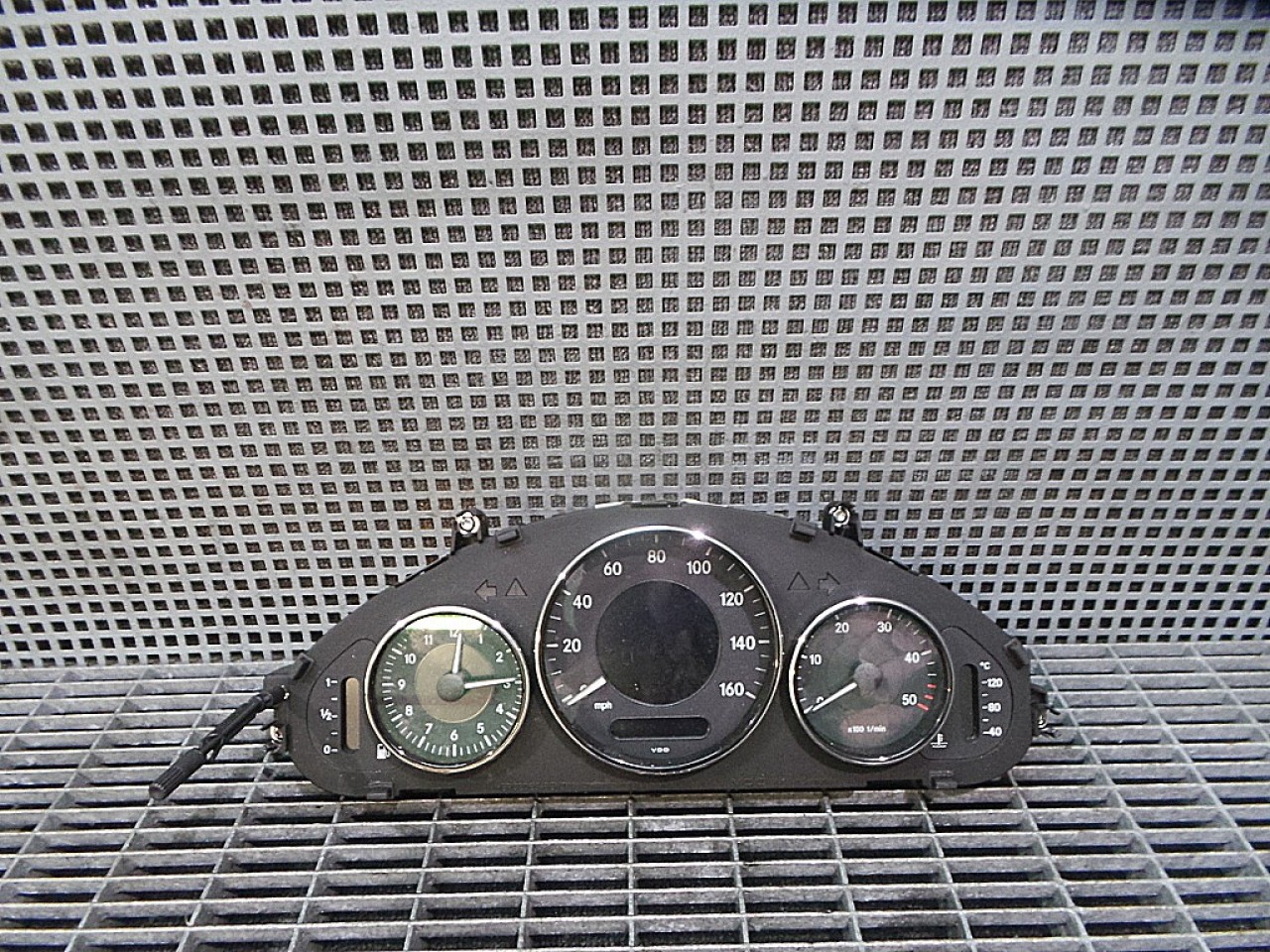 CEAS BORD MERCEDES CLS 3.0 CDI - (2004 2010)