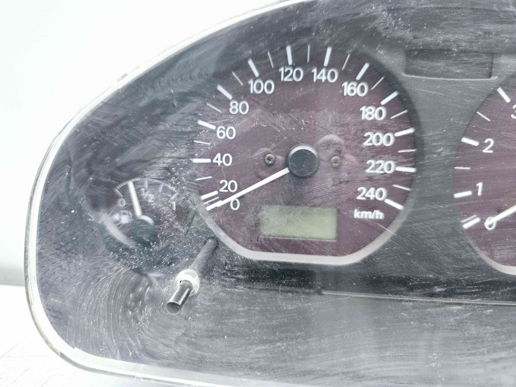 Ceas bord MITSUBISHI Carisma (DA) [Fabr 1995-2007] OEM