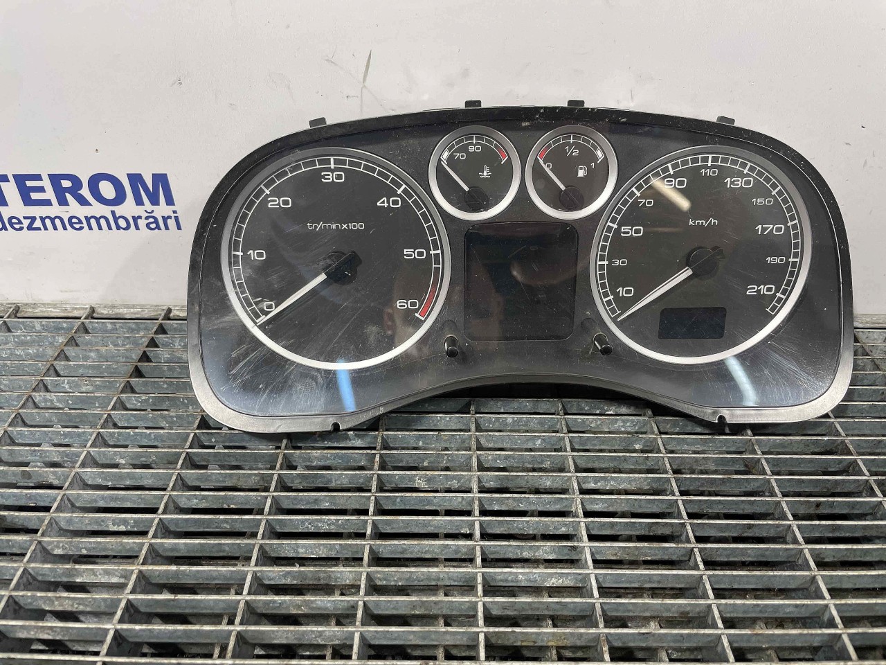CEAS BORD PEUGEOT 307 1.6 HDI - (2001 2005)