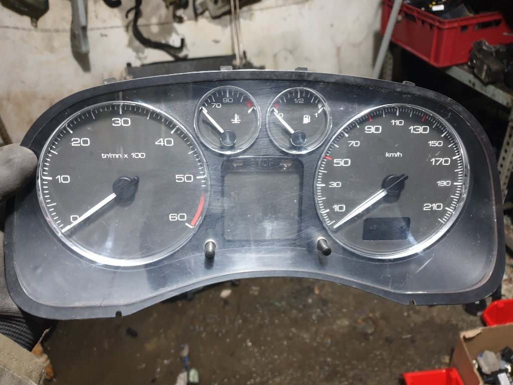 Ceas Bord Peugeot 307 1.6 hdi cod P9654485280