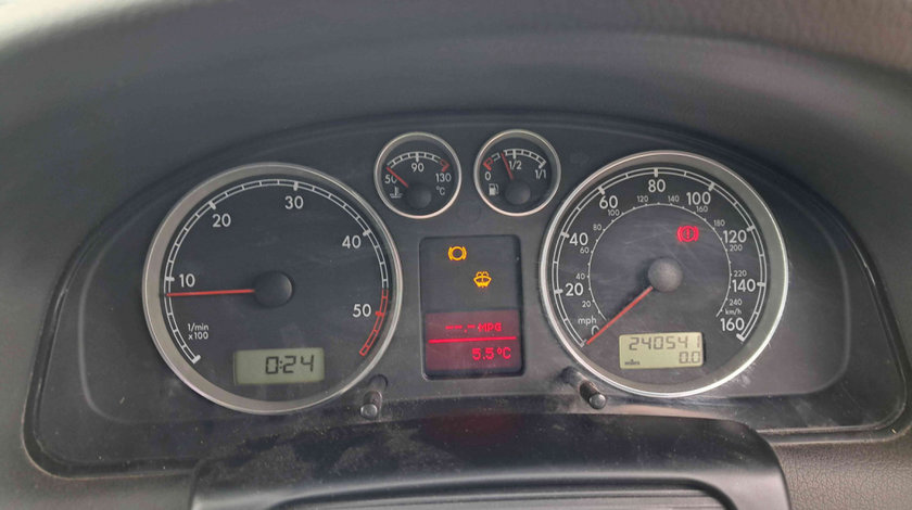 Ceas bord Volkswagen Passat B5.5 (3B3) [Fabr 2000-2004] OEM