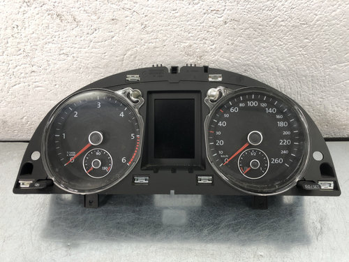 Ceas bord Volkswagen Passat B6 R-LINE Variant 2.0 TDI DSG Automat, 170cp sedan 2010 (3AA920870A)