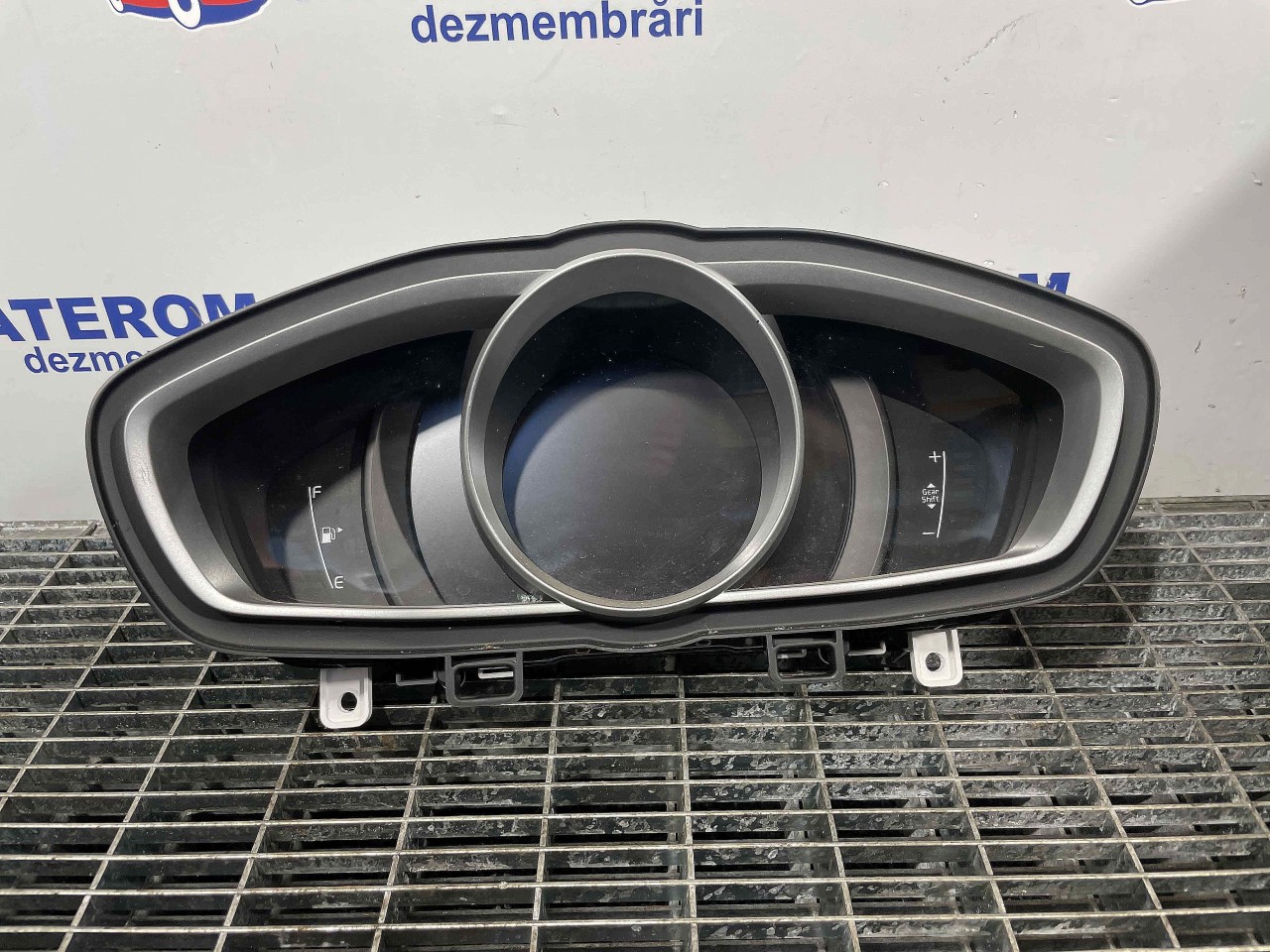 CEAS BORD VOLVO V40 2.0 D - (2012 2016)