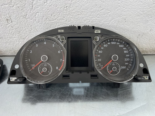 Ceas bord VW Passat B7 1.4 TSI CDGA 150cp sedan 2012 (3AA920870E)