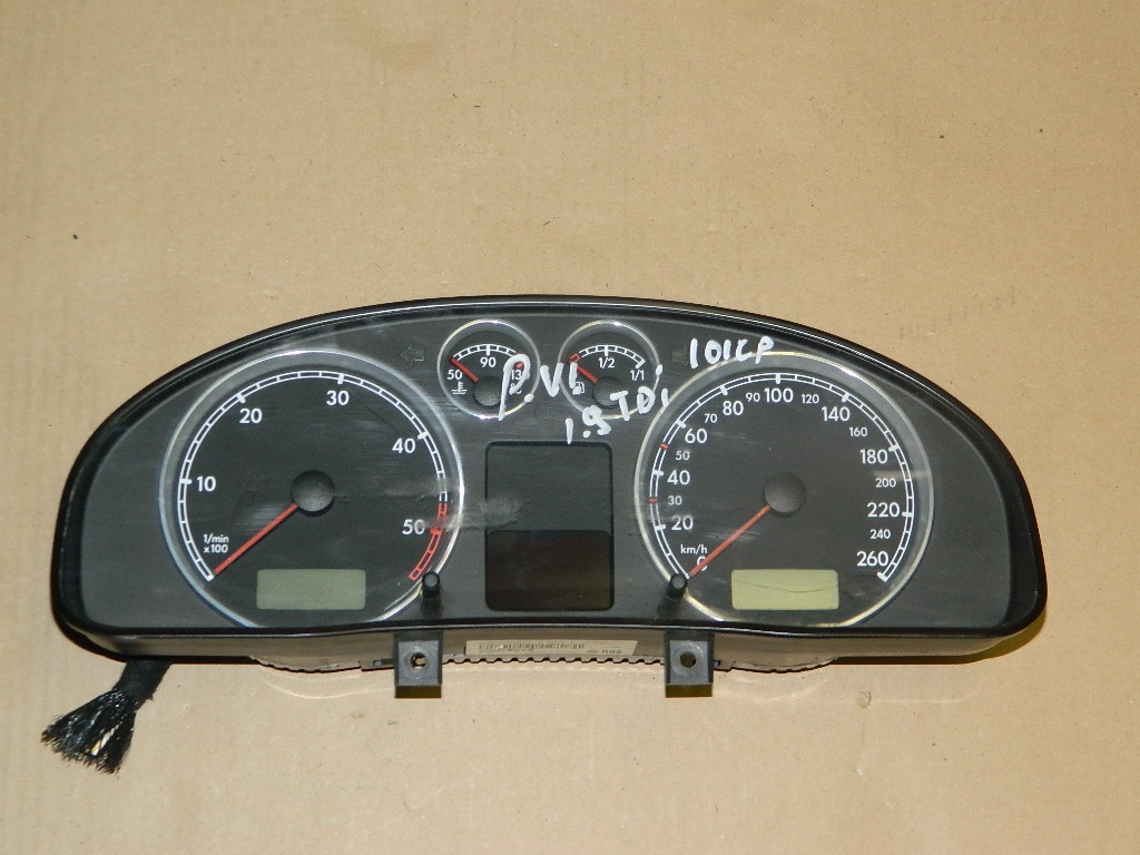 Ceas bord VW Passat VI 1.9 TDI 101 CP