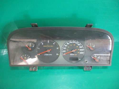 CEAS / CEASURI BORD KILOMETRAJ COD 56042930AA JEEP GRAND CHEROKEE II 3.1 TD FAB. 1998 - 2005 ⭐⭐...