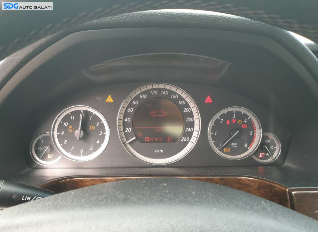 Ceas Ceasuri Cluster Instrumente Bord Mercedes Clasa E Class W212 E200 E220 2.2 CDI 2009 - 2012 Cod A2129001010 [C3264]