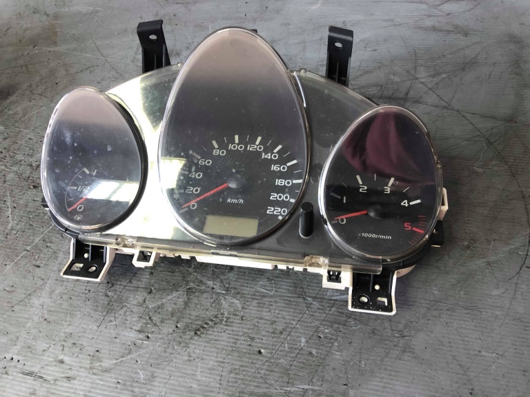 Ceasuri bord 1.5 di-d mitsubishi colt 2002-2012