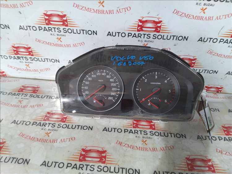 Ceasuri bord 1.6 d VOLVO V 50 an fabr. 2007
