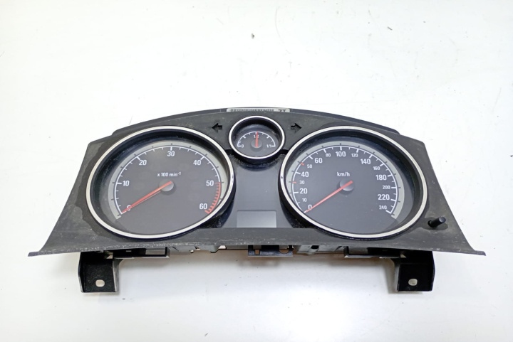 Ceasuri bord 13225980 Opel Astra H [2004 - 2007]