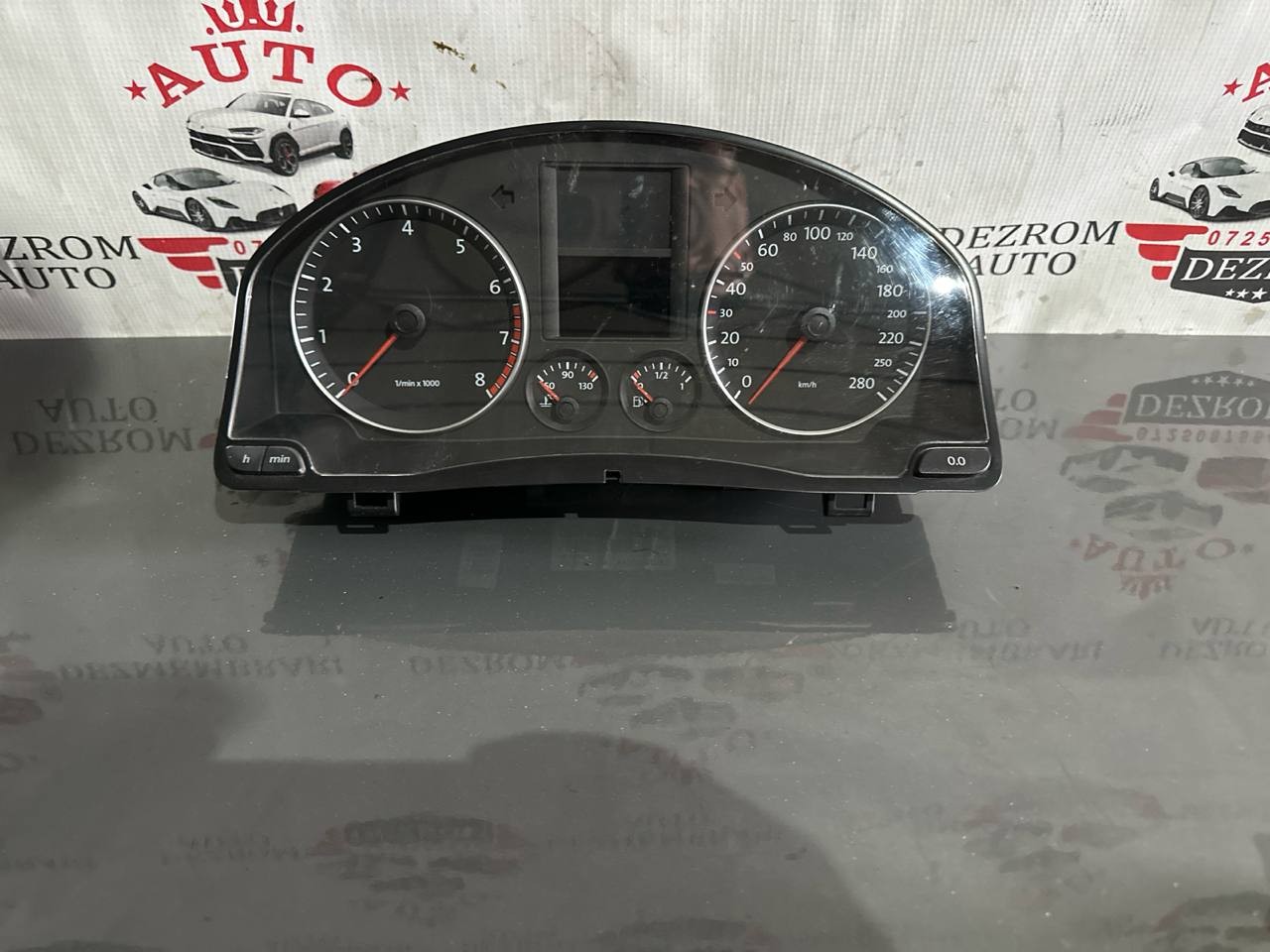 Ceasuri Bord 1K8920860D VW Scirocco III (137, 138) 1.4 TSI 122 cai