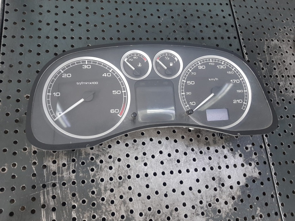 Ceasuri bord 2.0 hdi rhr peugeot 307 sw 9647538480