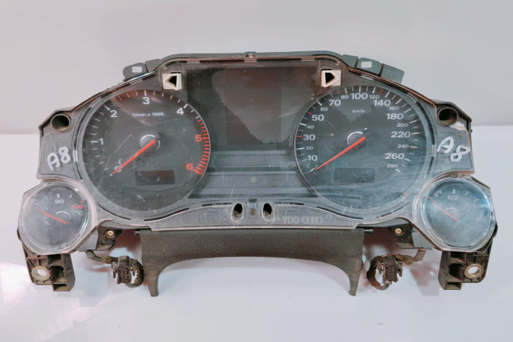 Ceasuri Bord 4E0920901 Audi A8 D3/4E [2002 - 2005]