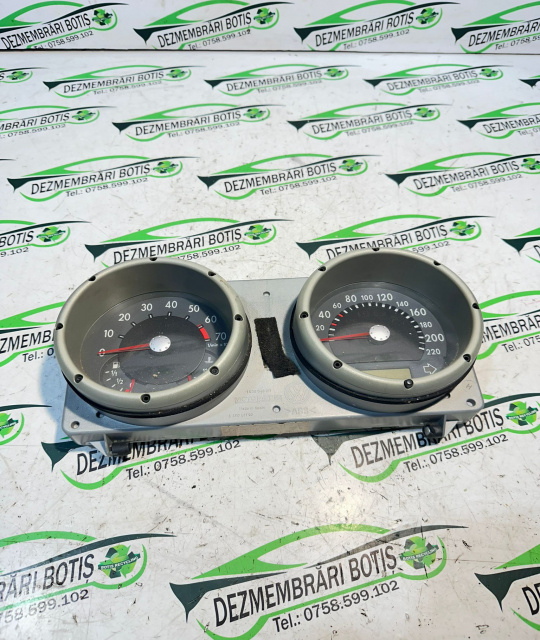 Ceasuri bord 5220301800 / 5 2203 018 00 Volkswagen VW Polo 3 6N [facelift] [2000 - 2002] Hatchback 3-usi 1.0 MT (50 hp)