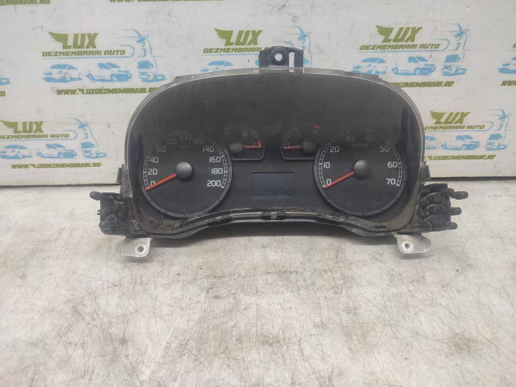 Ceasuri bord 55500046010 Fiat Doblo [facelift] [2005 - 2009] 1.9 jtd