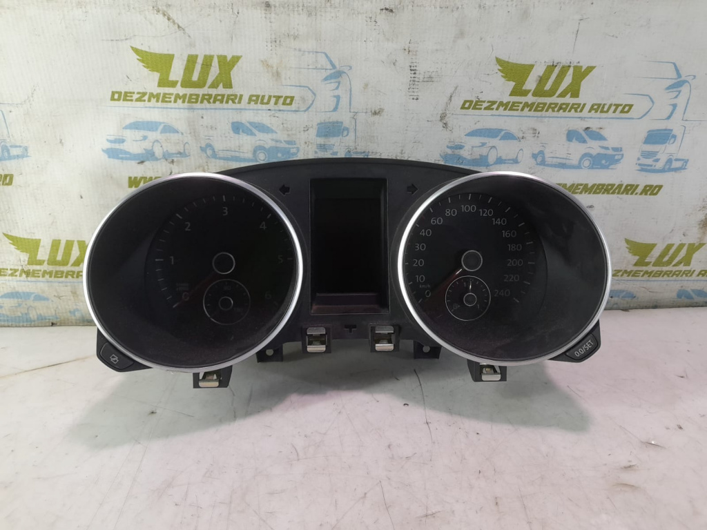 Ceasuri bord 5K0920860J Volkswagen VW Golf 6 [2008 - 2015] 1.6 tdi CAYC