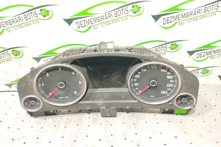 Ceasuri bord 7P6 920 882 T Volkswagen VW Touareg generatia 2 7P [facelift] [2014 - 2018] Crossover