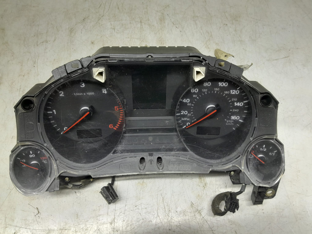 Ceasuri bord 81071504 Audi A8 D3/4E [2002 - 2005]