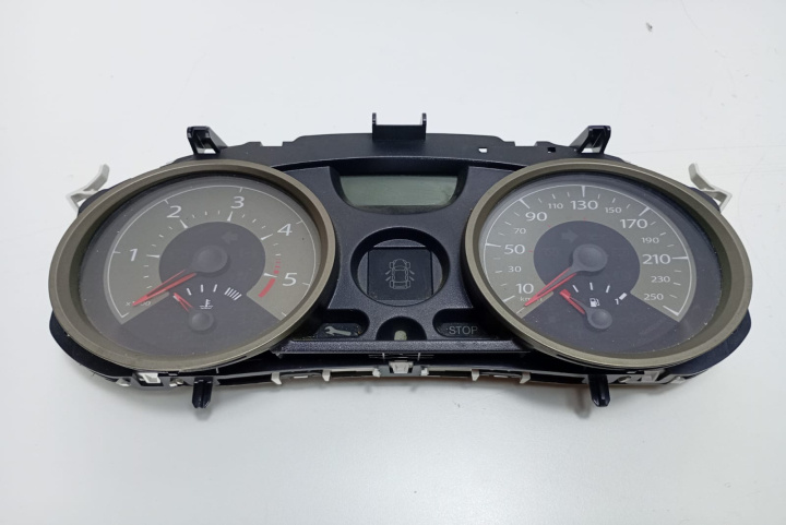 Ceasuri bord 8200408787 Renault Megane 2 [facelift] [2006 - 2012]