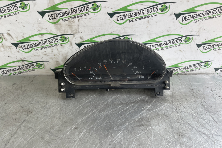 Ceasuri bord A1685403911 / A 168 540 3911 Mercedes-Benz A-Class W168 [1997 - 2001] Hatchback A 160 CDI MT (60 hp)