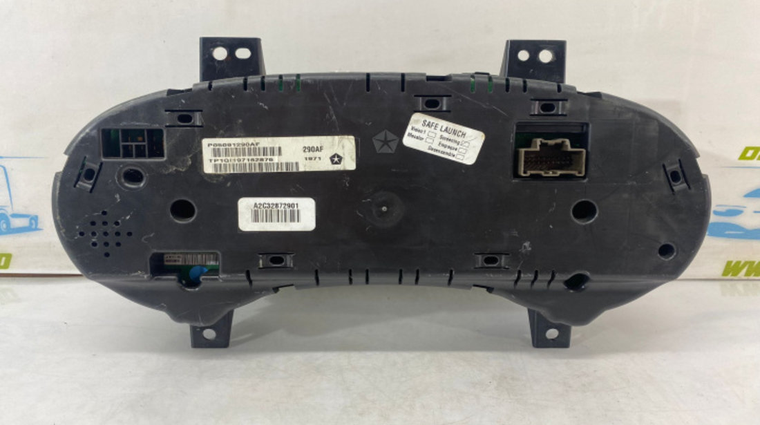 Ceasuri bord a2c53407622 Chrysler 300C 2 [2011 - 2014]