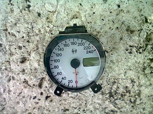 Ceasuri bord Alfa Romeo 156 1.9jtd (vitezometru)