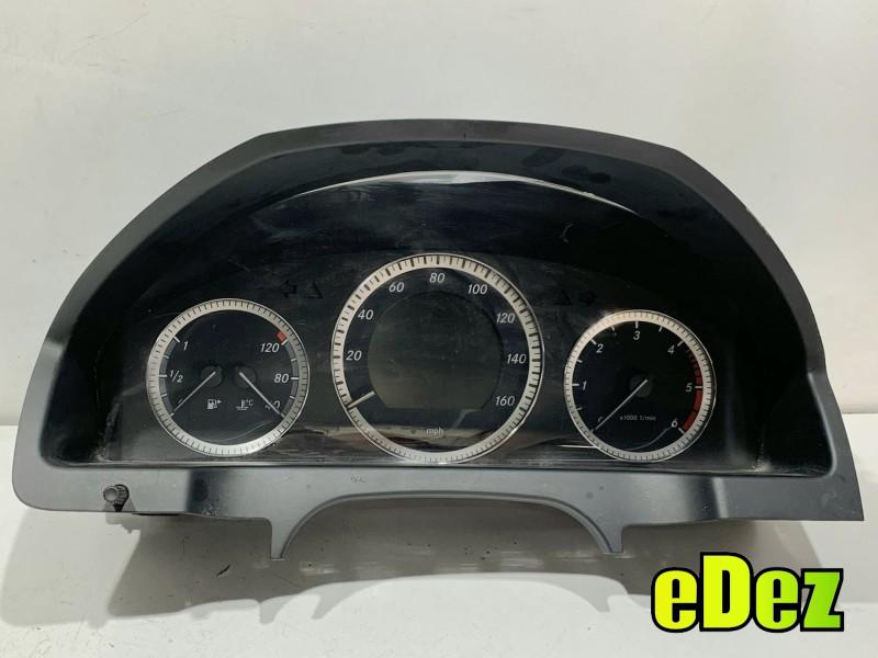 Ceasuri bord anglia Mercedes C-Class (2007-2010) [W204] 2.2 cdti A651 A2049002605