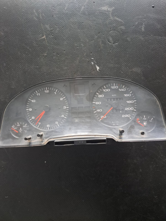 Ceasuri bord Audi 80 - COD 893919067
