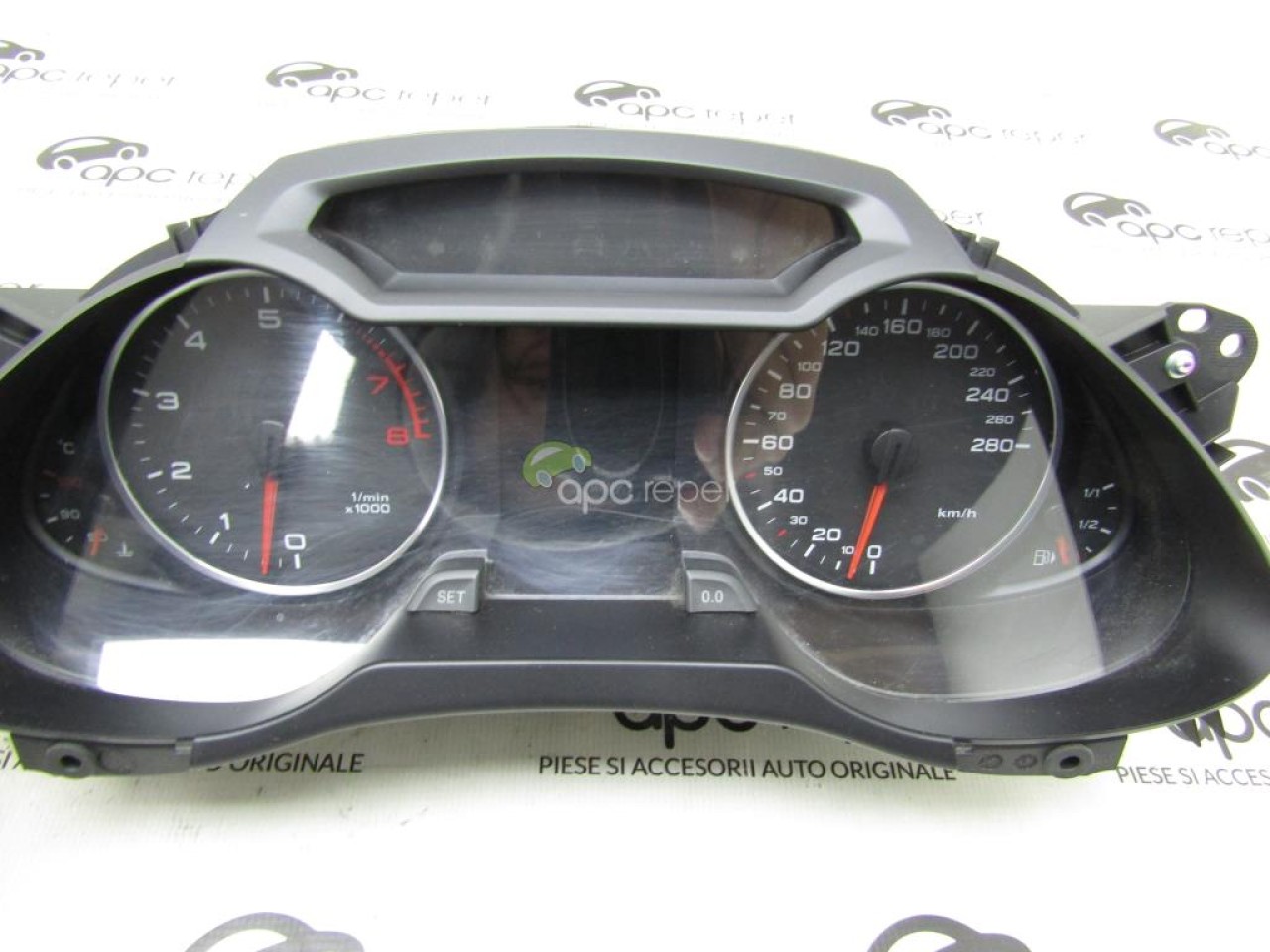 Ceasuri bord Audi A4 8K Benzina ptr distronic cod 8K0920930G