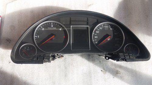 Ceasuri bord audi a4 b7 2.5 tdi 2003 1036901830