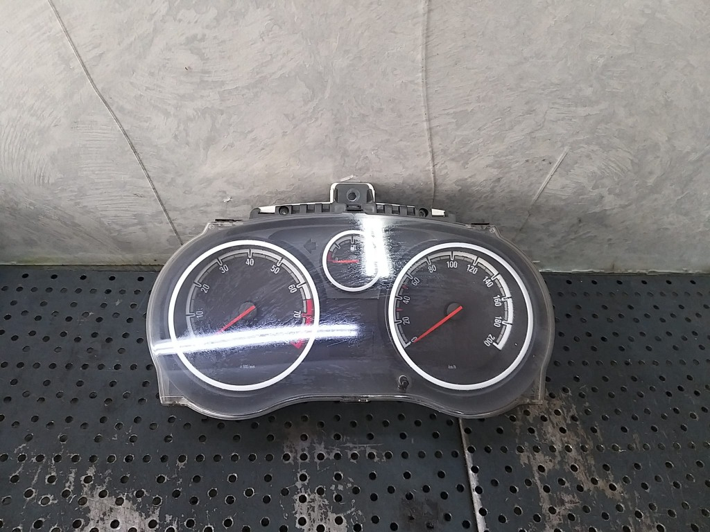 Ceasuri bord benzina opel corsa d s07 p0013264267 1563673 281202453