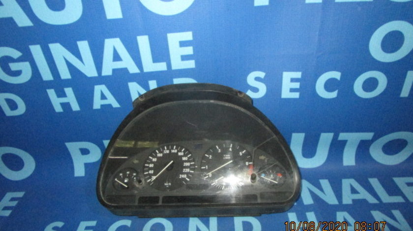 Ceasuri bord BMW E38 730i;  8352029