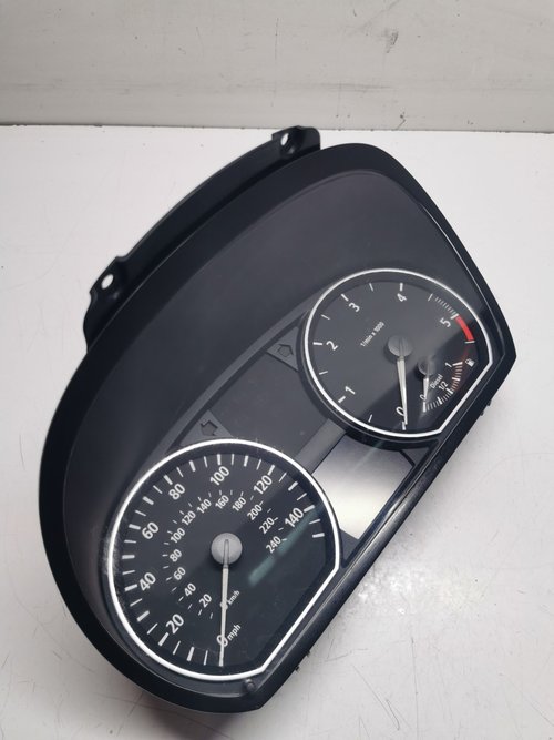 Ceasuri bord BMW seria 1 E81 E82 E87 E88 6947136 diesel