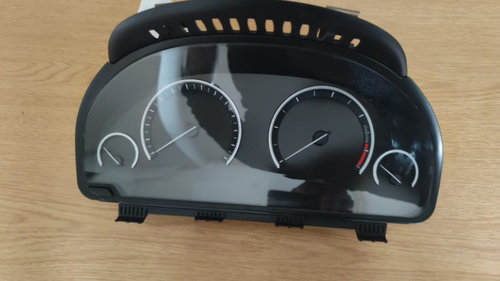 Ceasuri bord BMW seria 7 F01 F02 3.0 D 245cp / 180Kw cod motor N57-D30A ,an 2010 cod 9214732-01 / 02...