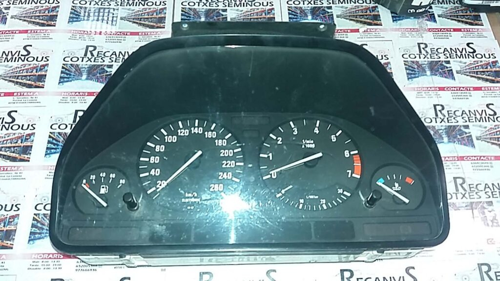 Ceasuri bord BMW SERIE 7 110.008.432/001 / 110 008 432 001 / 110008432001 / 62 11-1386 751 / 62 11 1386 751 / 62111386751110.008.432/001 / 110 008 432 001 / 110008432001 / 62 11-1386 751 / 62 11 1386 751 / 62111386751