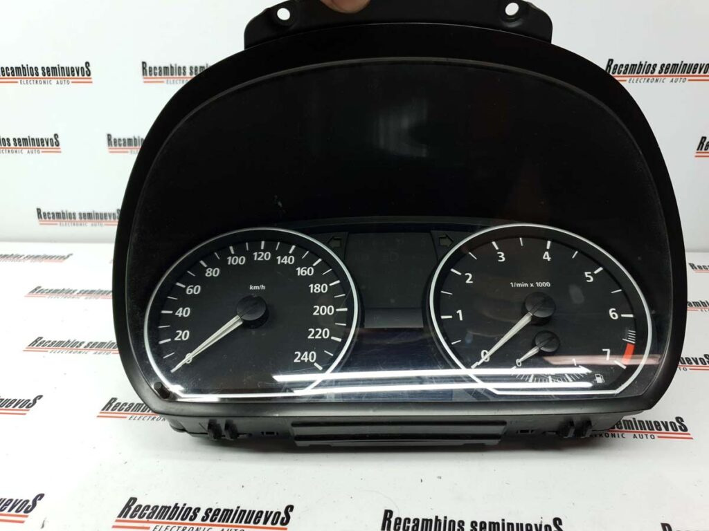 Ceasuri bord BORG BMW E87 6 947 136 / 6947136 / 1024932 13 / 1024932136 947 136 / 6947136 / 1024932 13 / 102493213