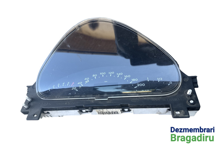 Ceasuri bord Cod: A1685407711 Mercedes-Benz A-Class W168 [facelift] [2001 - 2004] Hatchback 5-usi A 160 CDI MT (75 hp)