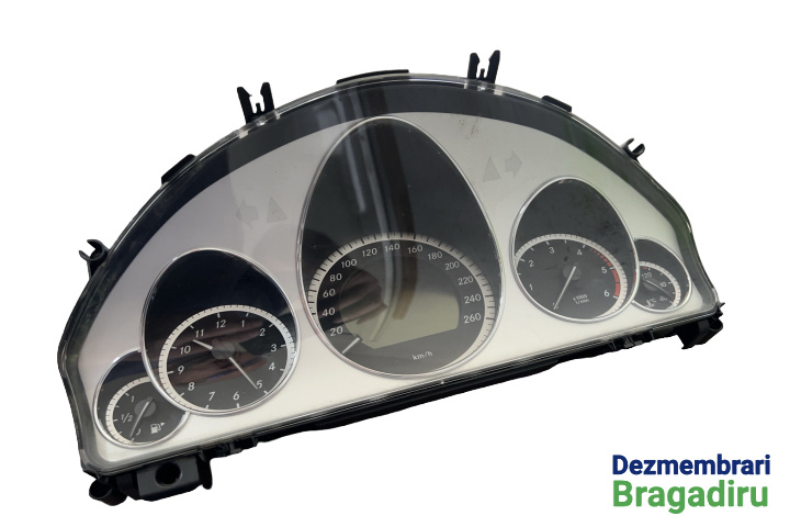 Ceasuri bord Cod: A2129004904 A2125401348 A2129023402 A2129023502 Mercedes-Benz E-Class W212 [2009 - 2013] Sedan E 220 CDI BlueEfficiency 5G-Tronic (170 hp)